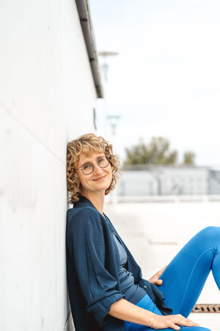 Marie Rohde leitet auch deinen individuellen Yogakurs in Potsdam – persönliche Begleitung für Körper und Geist
