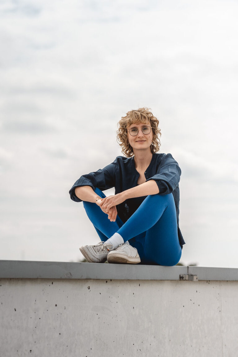 Business Yoga in Potsdam mit Marie Rohde – klare Präsenz, mentale Stärke und Ausgleich im Berufsleben